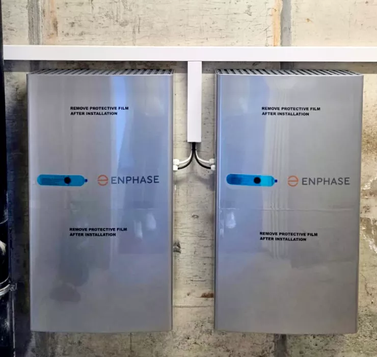 Installation de deux batteries IQ5 à Moudon travaux terminés